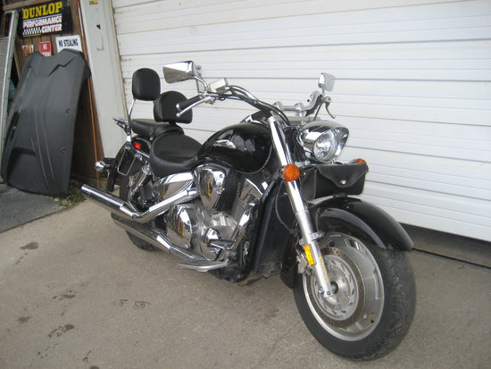 Image Title SALE PENDING - 2005 Honda VTX1300R $3699.00 OBO